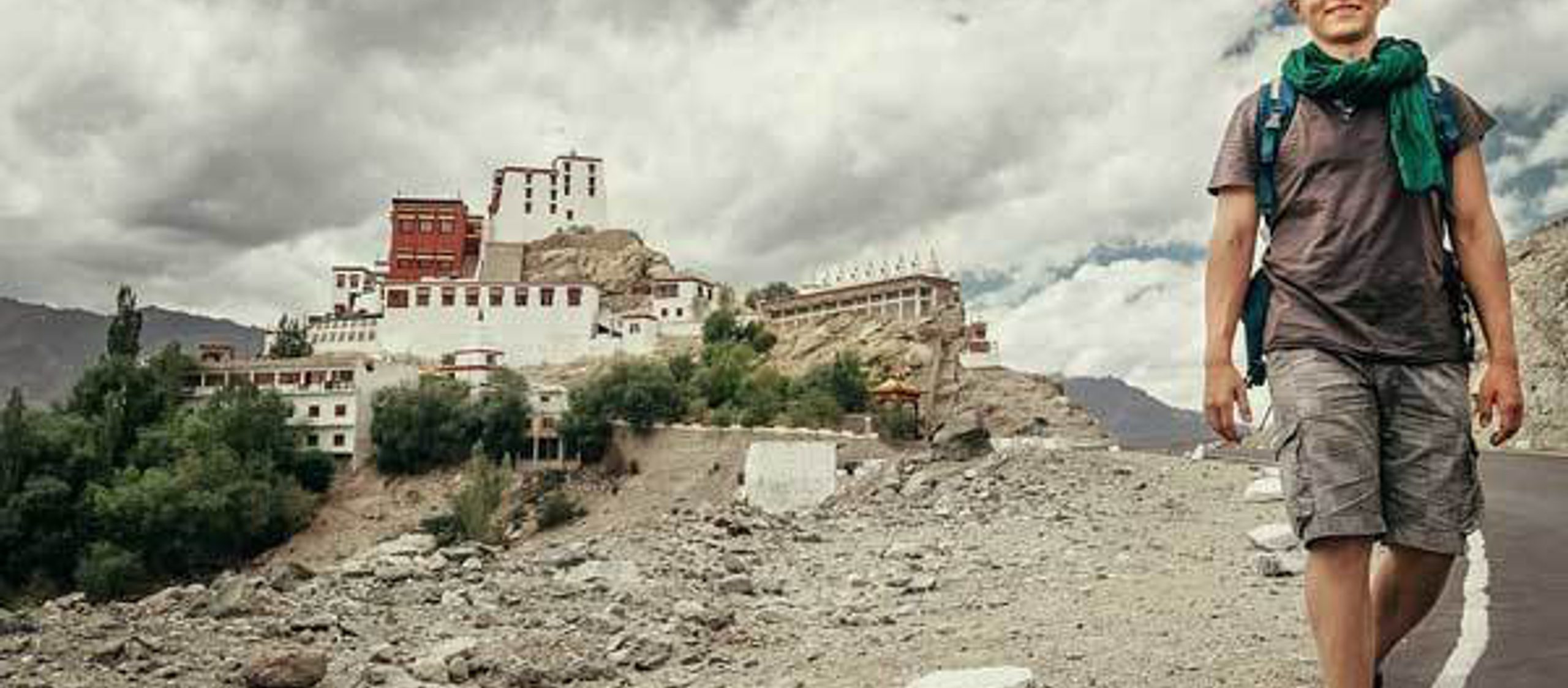 School Trips Abroad 600X400